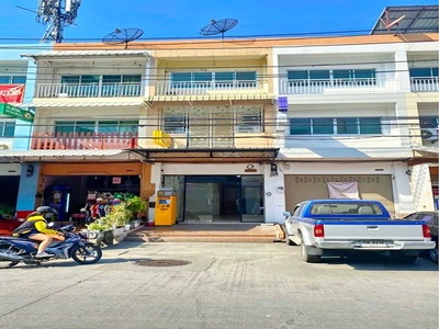 MRT ปากเกร็ด 2.8 กม.รร.สวนกุหลาบวิทยาลัย 2.5 กม.3 นอน 3 น้ำ 3.5   MRT ปากเกร็ด 2.8 กม.รร.สวนกุหลาบวิทยาลัย 2.5 กม.3 นอน 3 น้ำ 3.5