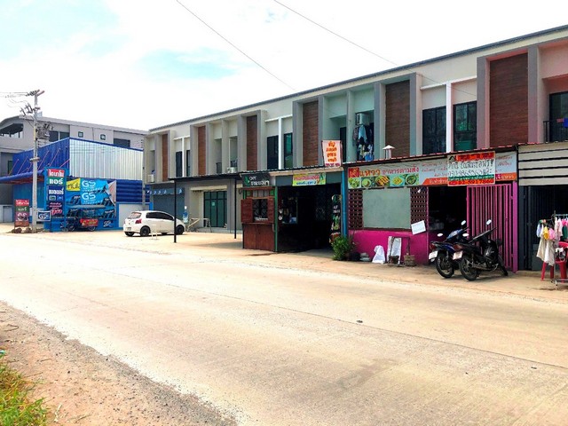 ขายอาคารพาณิชย์ ซ.ธารทอง ต.ลาดสวย อ.ลำลูกกา ปทุมธานี