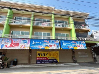 ขายที่ดินติดถนนใหญ่ ทำเลค้าขายริมปิง เมืองลำพูน 