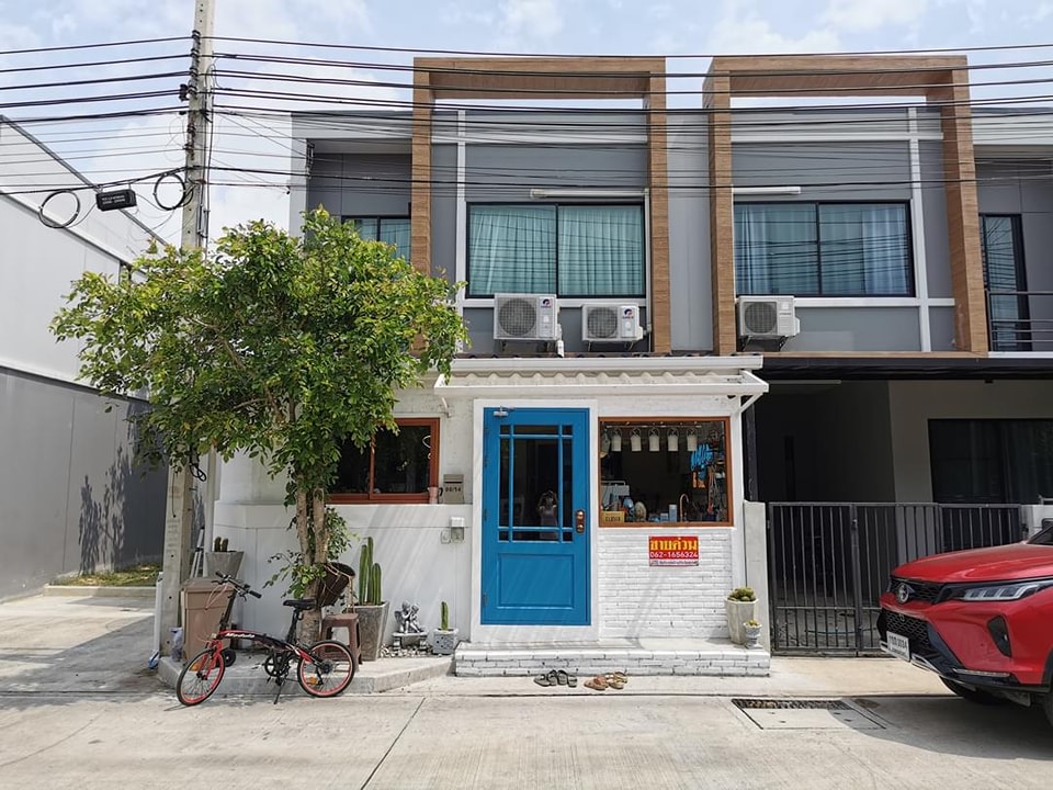 Townhome - 20 ตารางวา 1 Ngan 1 Rai 3200000 THAI BAHT ใกล้ เซ็นทรัล พลาซ่า เวสต์เกต ถูก นนทบุรี   