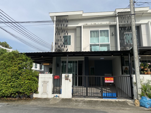Townhome - 3BEDROOM area 27 SQ.WA 1 NGAN 1 Rai 3990000 บาท.   ONE PRICE! -