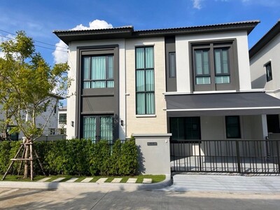 ให้เช่า บ้านเดี่ยว แกรนด์ พลีโน่ สุขุมวิท-บางนา ใกล้ Mega บางนา
