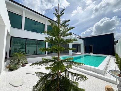 ขาย พูลวิลลาหรู ซอยทุ่งกลมตาลหมัน สยามคันทรีคลับพัทยา สนามม้าโปโล