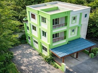 MRTลาดพร้าว101 300ม.เช่าทาวน์โฮม 3ชั้น  4นอน  แฮปปี้แลนด์ เซ็นเตอ