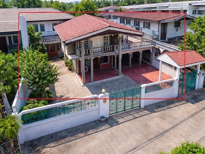 ให้เช่า คฤหาสน์ 2 ชั้น 5นอน 2ครัว เดอะไนน์ พระราม 9 447ตร.ม. 