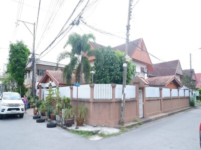 ให้เช่าบ้านเดี่ยว 2 ชั้น หมู่บ้านชื่นกมลนิเวศน์4 รามอินทรา60 