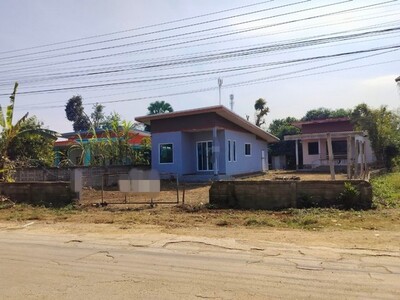 ขายบ้านพร้อมที่ดิน  อำเภอเมืองเชียงราย ถนนสายบ้านเด่น - ท่าข้าวเป