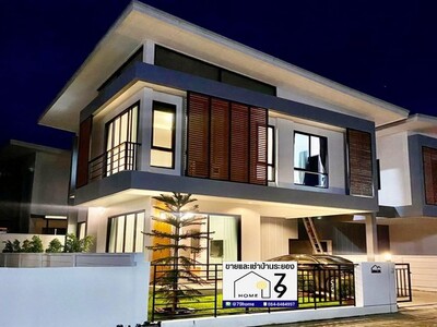 ให้เช่าบ้าน2ชั้น ซอย13 นิคมพัฒนา ระยอง  พร้อมเฟอร์นิเจอร์ครบ 