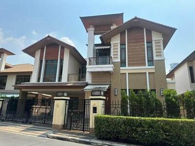  ขายบ้านเดี่ยว 3 ชั้น บ้านแสนสิริ สุขุมวิท 67 ใกล้ BTS เอกมัย