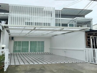 ขายทาวน์โฮม 2 ชั้น ใจกลางเมืองพัทยา ตกแต่งครบ พร้อมเข้าอยู่
