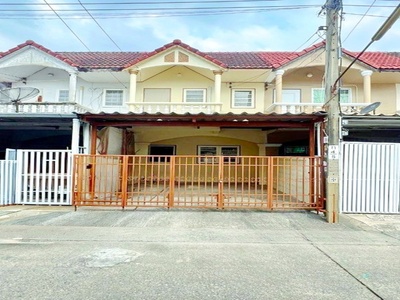 ถ.สุขุมวิท101 อ่อนนุช 40-46 ทาวน์เฮาส์  2ชั้น  2นอน วชิรธรรมสาธิต