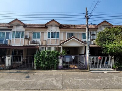 ขายทาวน์เฮ้าส์  หมู่บ้านพฤกษาวิลล์ 22 พระราม 5-2 ถนนบางไผ่ นนทบุร