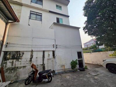 ขายที่ดินพร้อมโกดัง 76 ตารางวา ซ.อินทามระ 44 ใกล้ปากซอย20ม. ย่านร