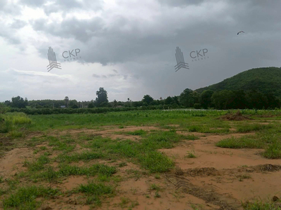 ที่ดินเปล่า เนื้อที่ขนาด 2 ไร่ ใกล้ถนนทางไปน้ำตกป่าละอู 