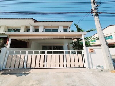 ขายทาวน์โฮม 2 ชั้นหลังมุม โครงการ กลอรี่เฮ้าส์ 2บ่อนไก่ หัวหิน