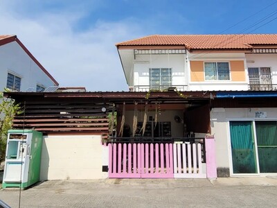 ขาย ทาวน์เฮ้าส์ ชายคลอง บางบ่อ