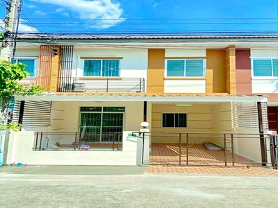 ซาฟารี ปัญญา ทาวน์เฮ้าส์ 2 ชั้น 3นอน 2 น้ำ 18ตร.วา. ใกล้MRTคู้บอน