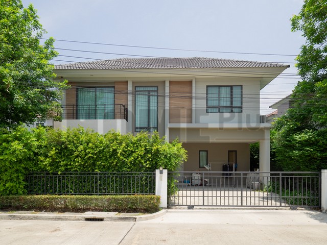 บ้านเดี่ยว หมู่บ้านไลฟ์บางกอกบูเลอวาร์ด ราชพฤกษ์-รัตนาธิเบศร์ ตำบลปากเกล็ด อำเภอปากเกล็ด จังหวัดนนทบุรี 11120