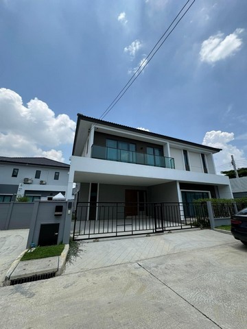 LV52741 ให้เช่า บ้านเดี่ยว เซนโทร วิภาวดี CENTRO Vibhavadi ใกล้ ดอนเมืองโทลล์เวย์ ใกล้รถไฟฟ้า