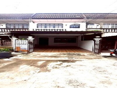 ขาย ทาวน์โฮม 2 ชั้น บ้านเสนาวิลล่า 84  18 ตร.ว.  2 นอน 2 น้ำ
