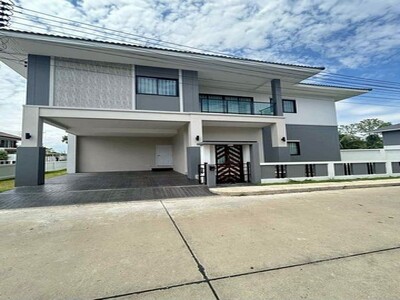 บ้านใหม่พร้อมอยู่ 2 ชั้น สไตล์โมเดิร์น แปลงหัวมุม หลังกาดฝรั่ง หา