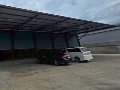 550 ตรม. มีห้องพักคนงาน 3 ห้อง 2 ห้องน้ำ  ใกล้ขนส่ง ศาลายา1