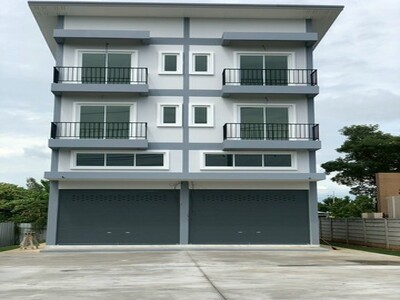 ขายอาคารพาณิชย์ใหม่เอี่ยม 2 คูหา 3.5 ชั้น ติดถนนใหญ่ คลอง 7 ปทุมธ