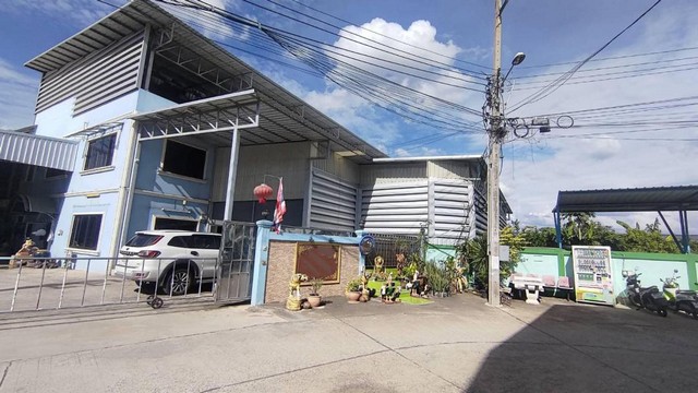 ขายโรงงาน 2 ไร่กว่า พร้อมกิจการผลิตอุปกรณ์ประดับยนต์ มีใบรง. 4 บางบัวทอง นนทบุรี
