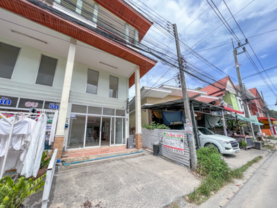 ขายตึกแถว ห้องริม 2.5 ชั้น อาคารพาณิชย์ขายถูกติดถนนบางรักษ์สมุย