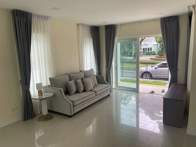 ให้เช่าบ้านเดี่ยว 2ชั้น หมู่บ้านมัณฑนา​ บางนา กม.13  