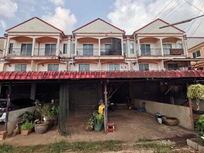 ขาย อาคารพาณิชย์ 3 ชั้น ถนน นายายอาม-แก่งหางแมว จันทบุรี