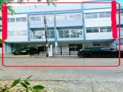 กว้างใหญ่ 6​ MRT ตลาดมีนบุรี 3.3กม. หทัยราษฎร์2-8  3​ชั้น 2คูหา​ 