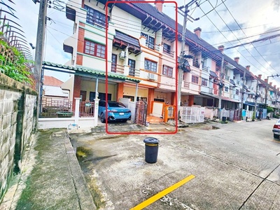 ทาวน์เฮ้าส์ 3ชั้น 4นอน ตรงข้ามโลตัส ไทวัสดุ 7-Eleven นวมินทร์ 133