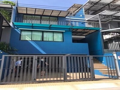 ให้เช่าทาวน์โฮม 3 ชั้น 31 ตร.ว. เล่น 5 ระดับ ซ.ลาดพร้าว 41 แยก 6-