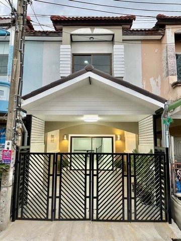 ปิยวรารมย์ เฟส3  บ้านรีโนเวทใหม่ทั้งหลัง เปลี่ยนสุขภัณฑ์ ทาสี ใหม่และปูพื้นใหม่ทั้งหมด