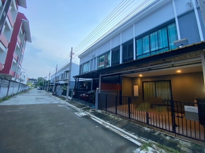 ขายทาวน์โฮม 2 ชั้น บ้านทาวน์ 68 4นอน 3น้ำ เนื้อที่ 19 ตารางวา