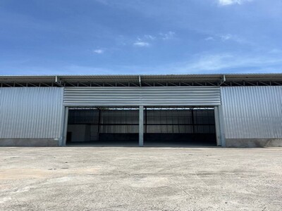 ให้เช่าโกดังเมืองชลบุรี โกดัง 420 ตรม 