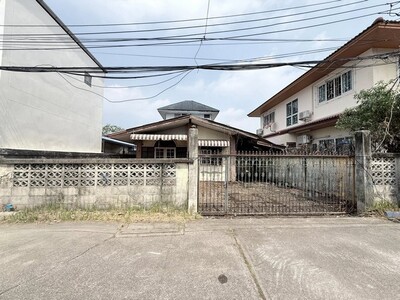 ขายบ้านชั้นเดียว 42 ตรว. หมู่บ้านเอื้องฟ้าวิลล่า เสรีไท 67 *ขายตา