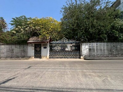 ขายบ้านเดี่ยว 2 ชั้น 224 ตรว.นวมินทร์95 พื้นที่กว้างขวาง ต้นไม้ร่