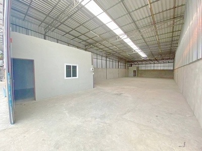 มีรง 4 นาดี 1.3 กม. ทำโรงงานได้ ให้เช่าโกดัง 70ตร.วา.280ต บางปิ้ง