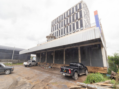 ขายอาคาร สำนักงาน โชว์รูม สูง 5 ชั้น ติดถนนโรจนะ(ทล.309) วังน้อย 