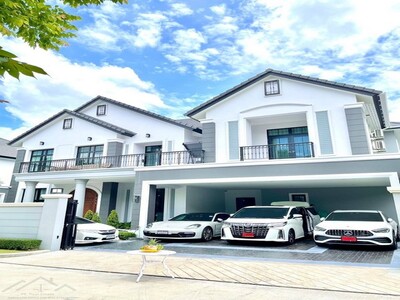 ขายบ้านหรู 2 ชั้น 115.6 ตรว. THE PALAZZO ปิ่นเกล้า