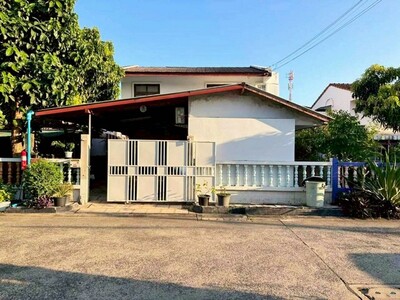 ขายบ้านเดี่ยวทำเลทอง หมู่บ้าน 2521 ซอยสวนผัก 44