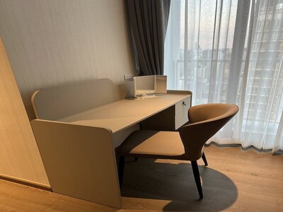 Park 24 47th floor spacious