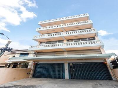 ขายตึกแถวขนาดใหญ่ 6.5 ชั้น  ประชาราษฎร์บำเพ็ญ ห้วยขวาง