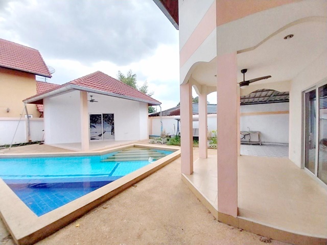 ธาราพัฒน ตลาดรัตนากร เขาตาโล 3นอนเฟอร์ครบ นานาชาติ  พลูวิลล่า เลี้ยงสัตว์เลี้ยงได้ 60 ตรว. 250 ตรม.  สว่างบริบูรณ์วิทยา