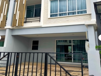 ให้เช่าทาวน์โฮม3 ชั้น แพลนท์ซิตี้ แจ้งวัฒนะ ปากเกร็ด ย่าน เมืองทอ