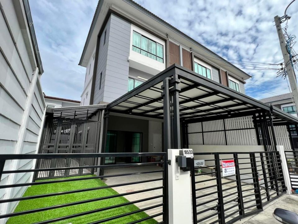 CH545-BH-RE เช่าบ้าน เดอะ คอนเนค อัพ 3 ลาดพร้าว 3 นอน 3 น้ำ