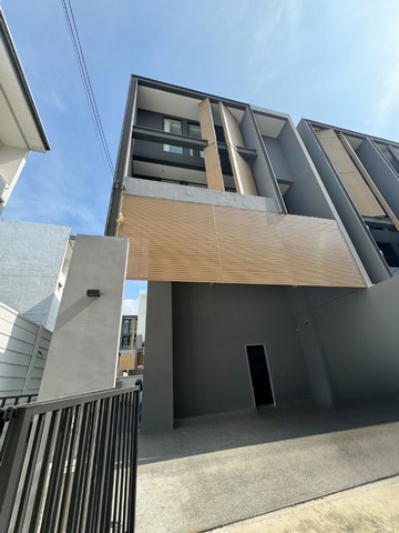 ขายทาวน์โฮมอัยย์ ราชพฤกษ์หลังใหญ่4ชั้น261ตรม.แต่งสวยเฟอร์ฯเครื่องไฟฟ้าครบพร้อมเข้าอยู่