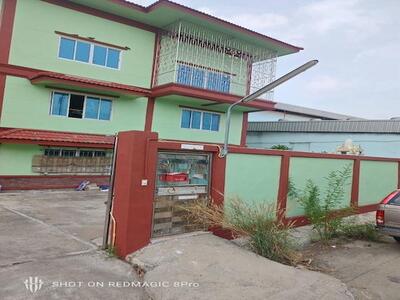 ขายโรงงาน 1,100 ตรม. พร้อมออฟฟิศ ย่านแคราย กระทุ่มแบน